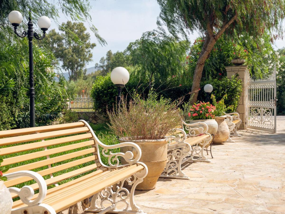 Villa Maria Laganas Bagian luar foto